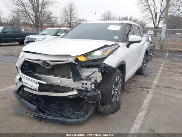 5TDGZRBH5NS590471 Toyota Highlander Xle