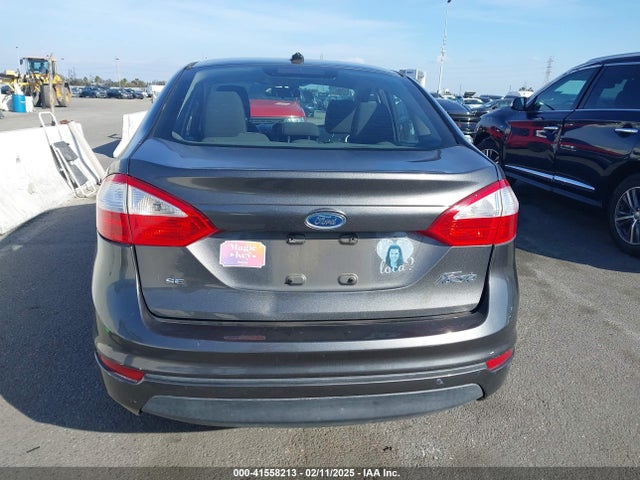 Ford FIESTA SE 2016 3FADP4BJ8GM104999 Image 16