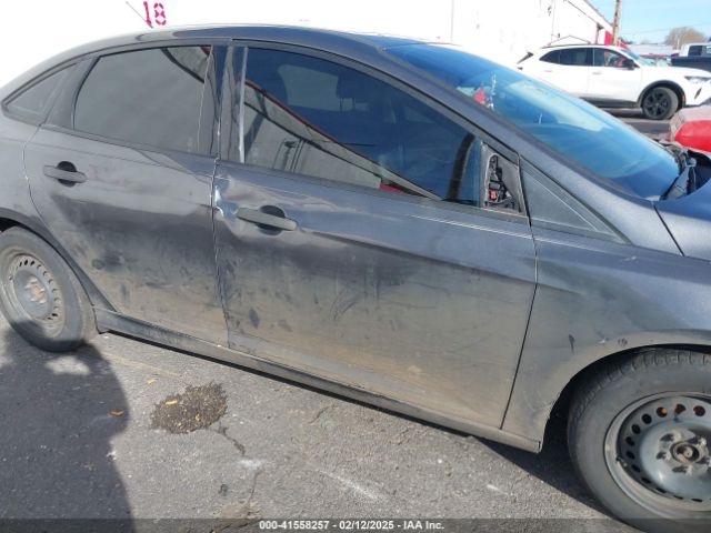 1FADP3E29HL303741 Ford FOCUS S