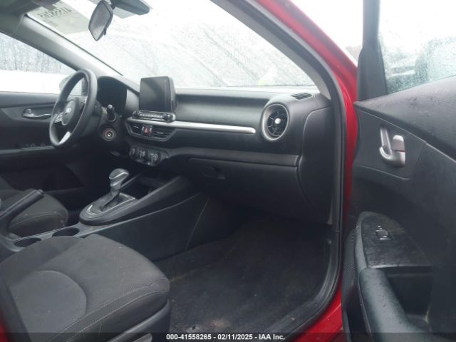 3KPF24AD7ME330860 KIA Forte Lxs