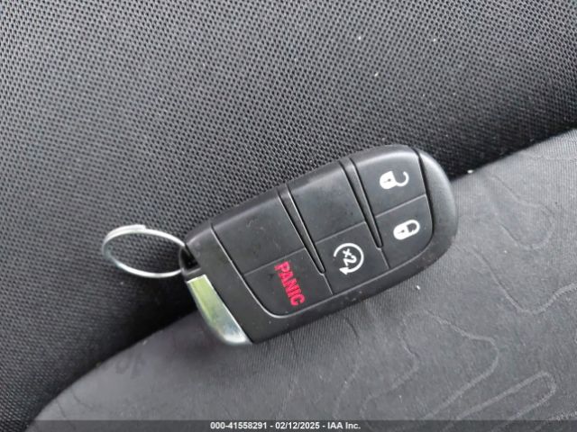 ZACCJBCT9FPB95949 Jeep Renegade Trailhawk