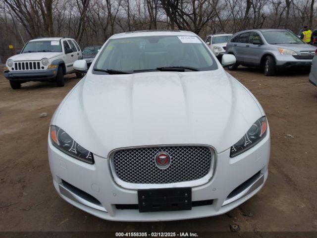 SAJWJ0FF2F8U59934 Jaguar Xf 3.0 Portfolio/3.0 Sport