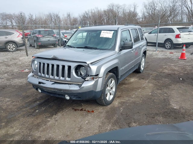 1C4NJPFB0GD543677 Jeep Patriot Latitude