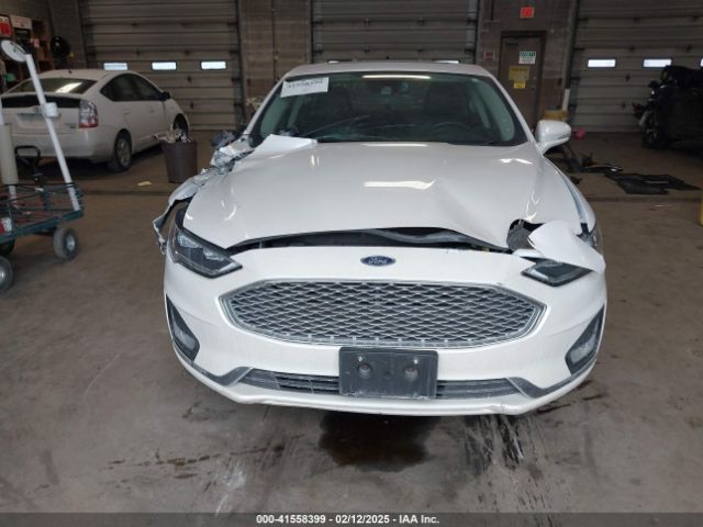 3FA6P0RU8KR277421 Ford Fusion Hybrid Titanium