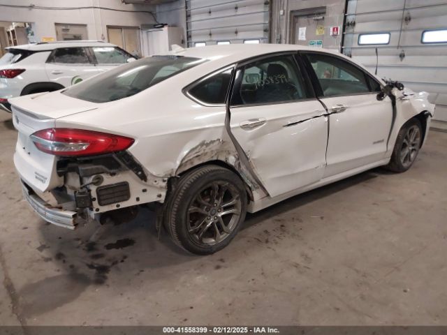 3FA6P0RU8KR277421 Ford Fusion Hybrid Titanium