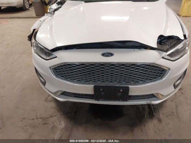 3FA6P0RU8KR277421 Ford Fusion Hybrid Titanium