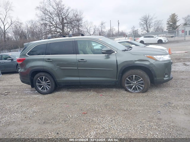 Toyota Highlander Xle 2019 5TDJZRFH8KS928232 Image 13