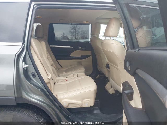 Toyota Highlander Xle 2019 5TDJZRFH8KS928232 Image 8