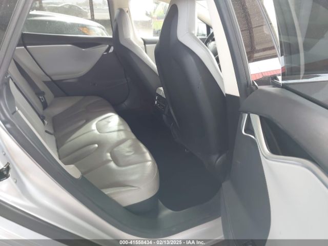 5YJSA1H17EFP35351 Tesla Model S P85