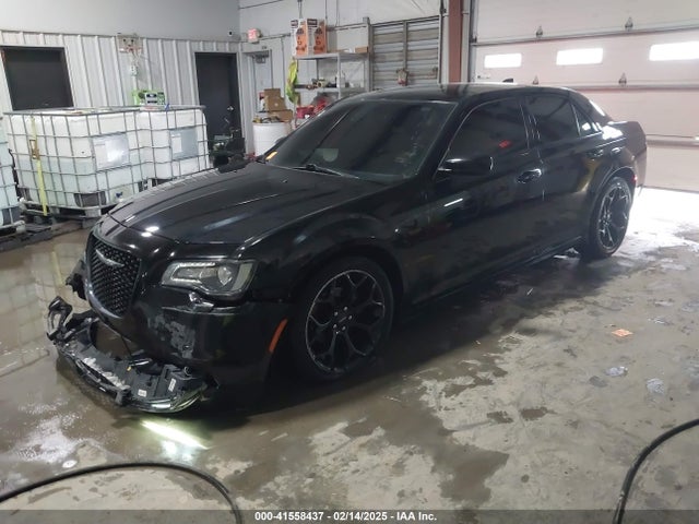 Chrysler 300 300s 2019 2C3CCABG6KH617913 Image 2