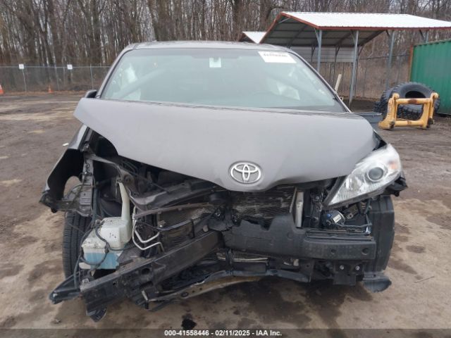 5TDYK3DC7GS729154 Toyota Sienna Xle/limited