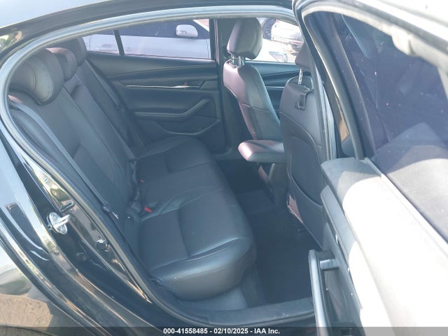 3MZBPADL4KM109136 Mazda Mazda3 Preferred Package