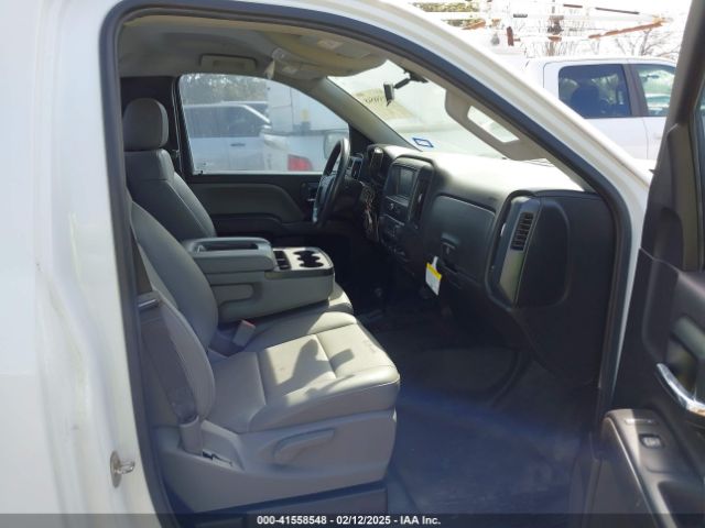 1GCNKNECXJZ219982 Chevrolet Silverado 1500 Wt