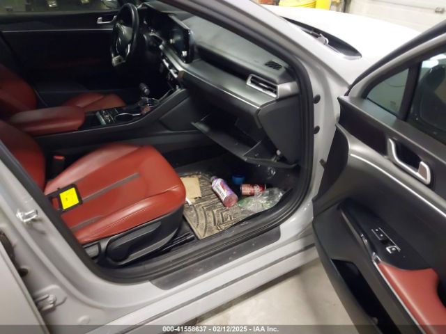 5XXG64J28MG049777 KIA K5 Gt-line