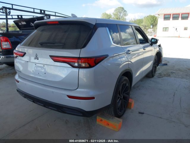2022 MITSUBISHI OUTLANDER JA4J3TA8XNZ041606 Photo 3