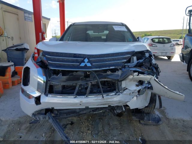 2022 MITSUBISHI OUTLANDER JA4J3TA8XNZ041606 Photo 5