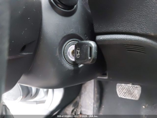 2HGFC2F56JH585343 Honda Civic Lx