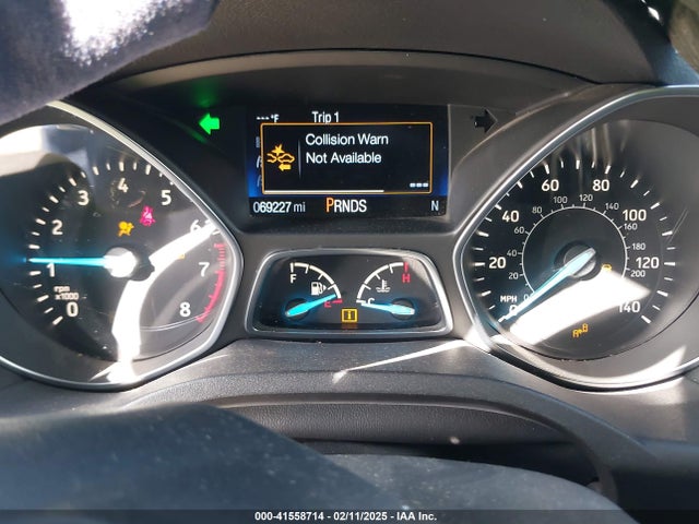 1FMCU0J98KUA06117 Ford Escape Titanium