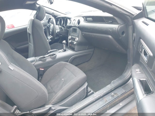 Ford Mustang Ecoboost 2018 1FA6P8THXJ5125619 Image 5