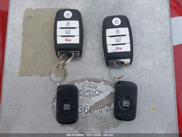 KNDPNCAC8J7352407 KIA Sportage Ex