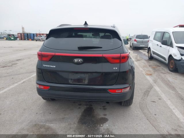 KNDPNCAC8J7352407 KIA Sportage Ex