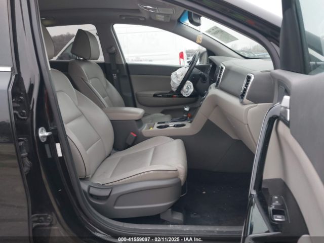 KNDPNCAC8J7352407 KIA Sportage Ex