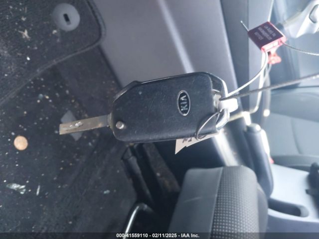 3KPF24AD7ME289128 KIA FORTE FE