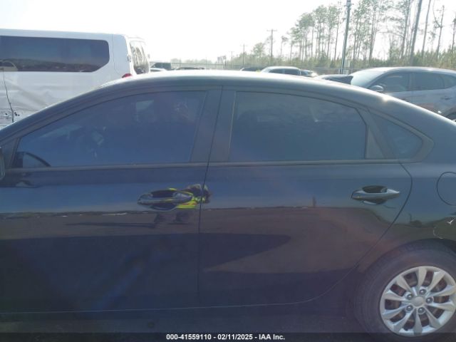 3KPF24AD7ME289128 KIA FORTE FE