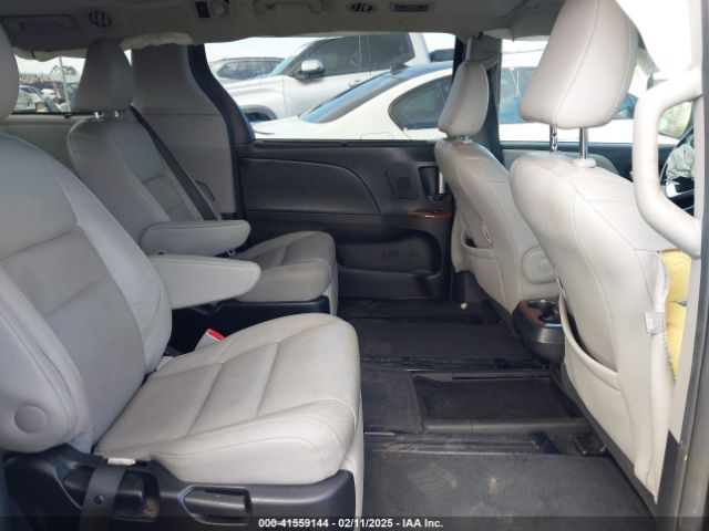 5TDYZ3DC3HS835324 Toyota Sienna Limited Premium 7 Passenger