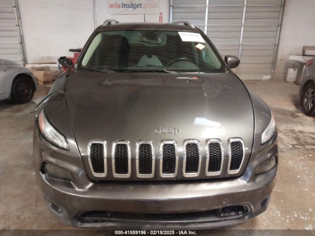 1C4PJLCB0GW338970 Jeep Cherokee Latitude