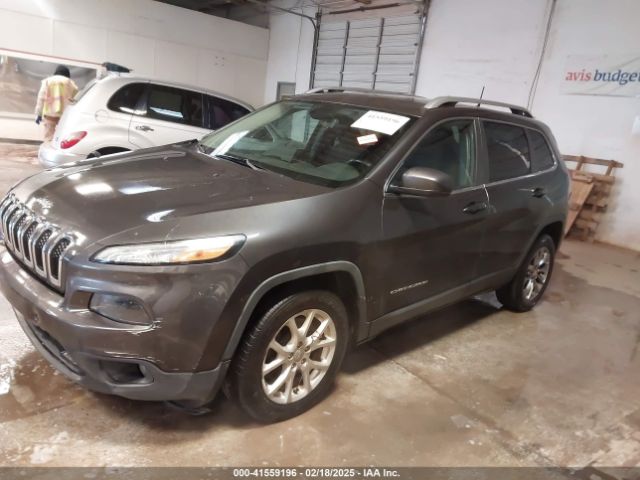 1C4PJLCB0GW338970 Jeep Cherokee Latitude