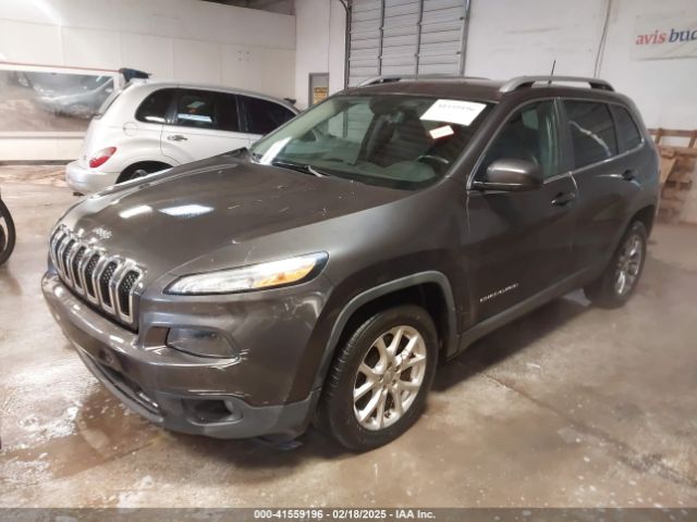 1C4PJLCB0GW338970 Jeep Cherokee Latitude