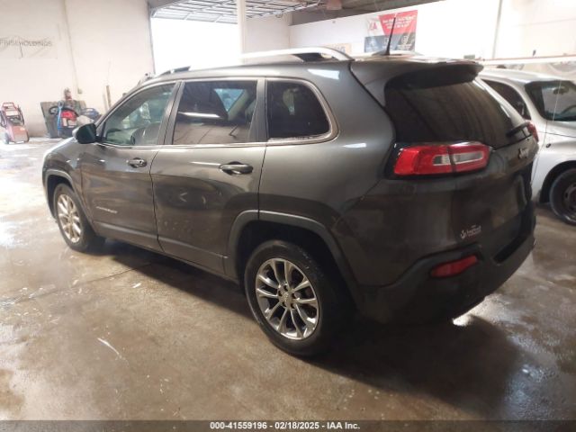 1C4PJLCB0GW338970 Jeep Cherokee Latitude