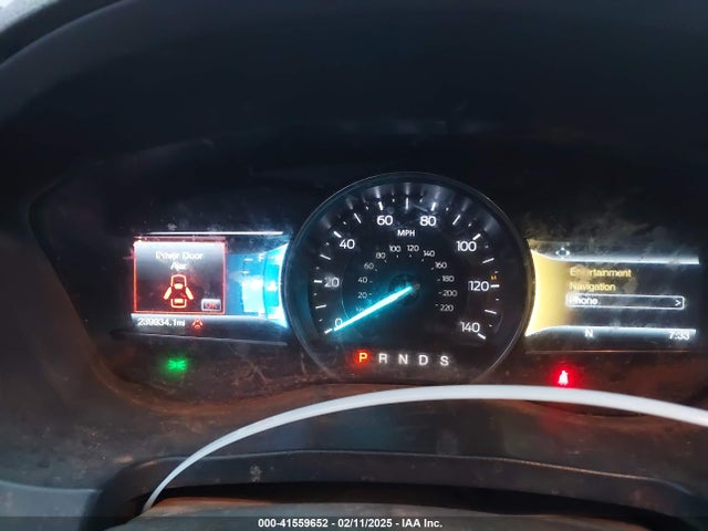 Ford Explorer Limited 2017 1FM5K8F84HGC70083 Image 7