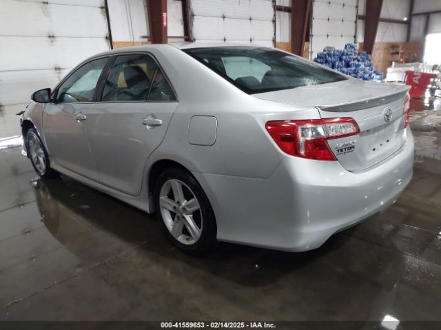 4T1BF1FK3EU429974 Toyota CAMRY SE