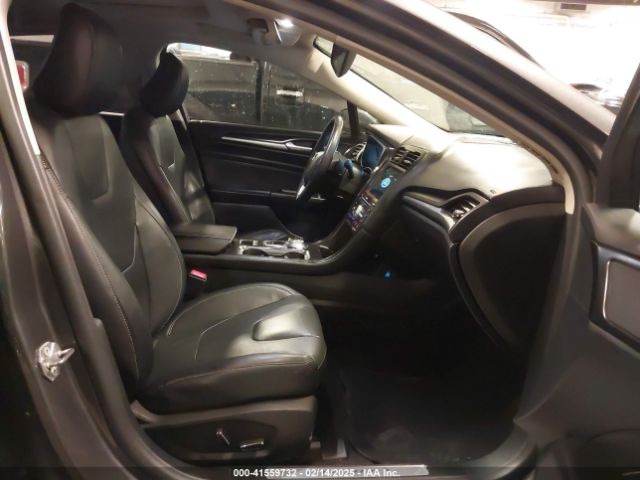 3FA6P0D95LR151537 Ford Fusion Titanium