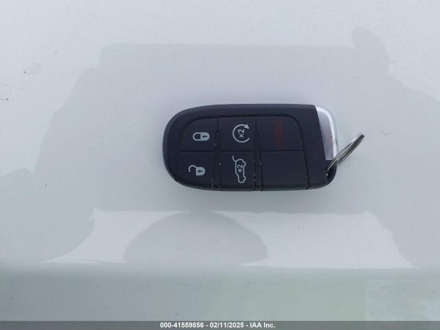 1C4RJFAG9KC591515 Jeep Grand Cherokee Laredo E 4x4