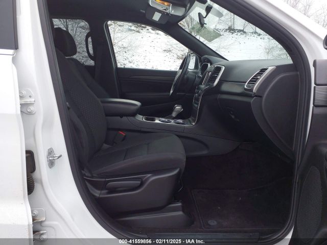 1C4RJFAG9KC591515 Jeep Grand Cherokee Laredo E 4x4