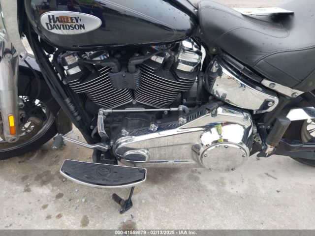 2021 HARLEY-DAVIDSON FLHC 1HD1YAJ14MB048376 Photo 8