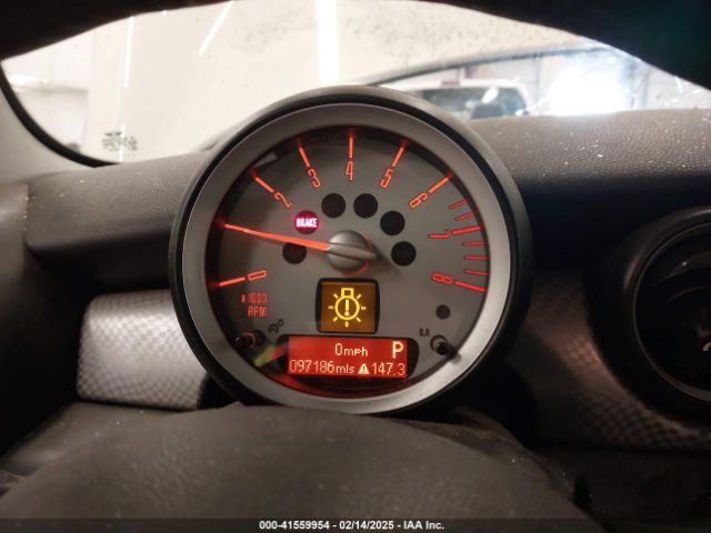 2009 MINI COOPER S WMWMF73509TW85898 Photo 6