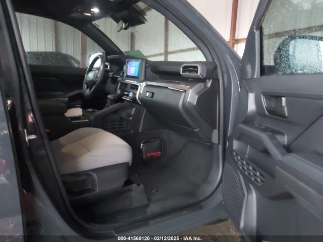 3TYLB5JNXRT016073 Toyota Tacoma Sr5