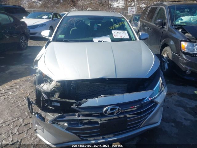 5NPD74LF5KH448681 Hyundai ELANTRA SE