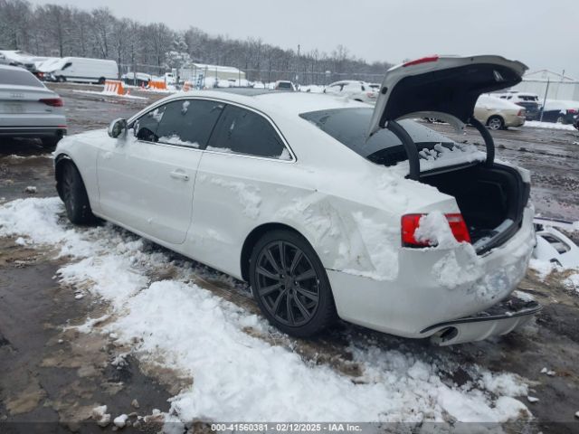 2009 AUDI A5 WAUDK78T49A050911 Photo 2