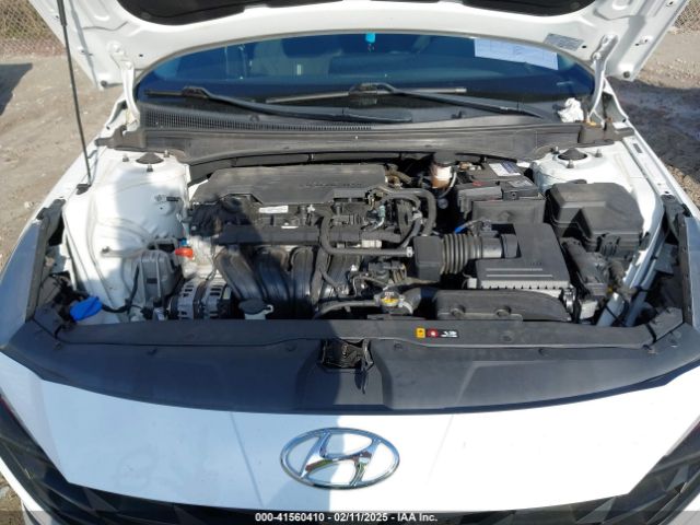 5NPLM4AG8MH013995 Hyundai ELANTRA SEL