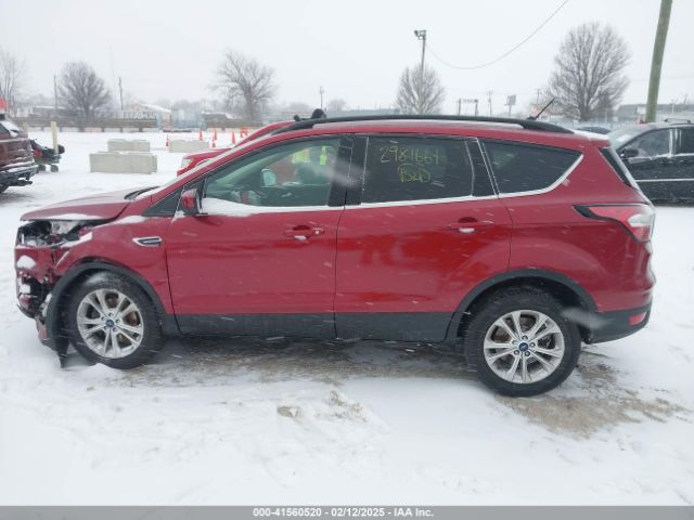 1FMCU0HD8JUB27321 Ford ESCAPE SEL