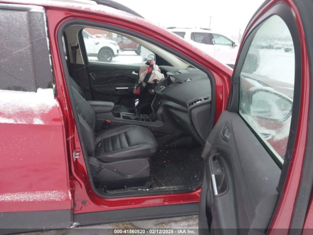 1FMCU0HD8JUB27321 Ford ESCAPE SEL