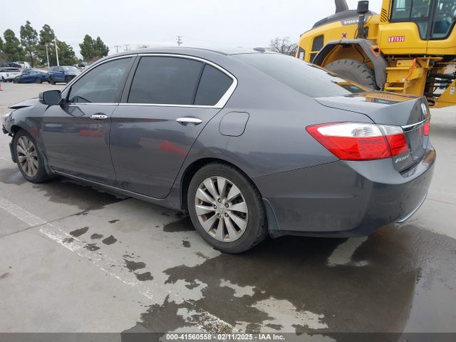 Honda Accord 2015 1HGCR2F88FA084908 Image 15