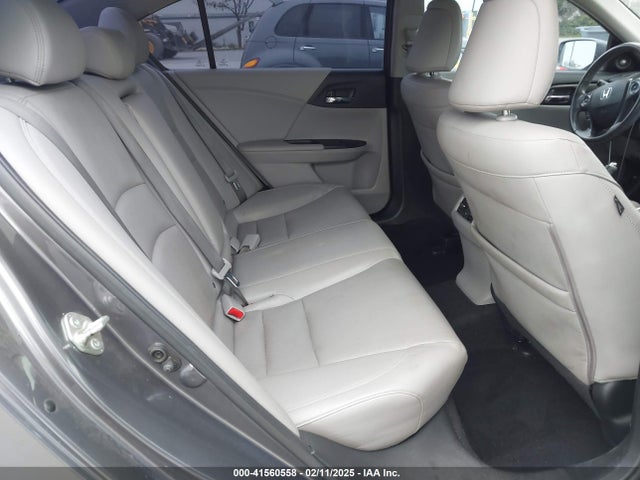 Honda Accord 2015 1HGCR2F88FA084908 Image 20