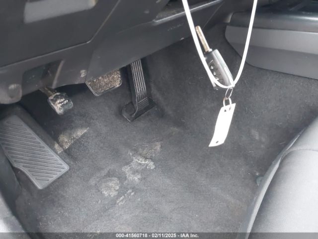 4T1B11HK6KU755355 Toyota CAMRY LE