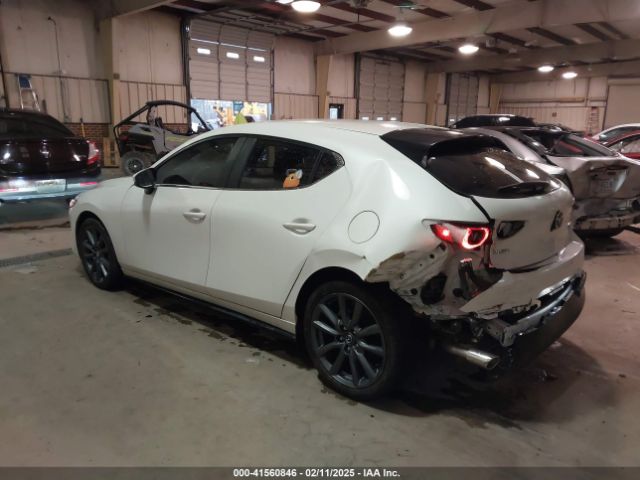 JM1BPAKM9P1600918 Mazda Mazda3 2.5 S Select